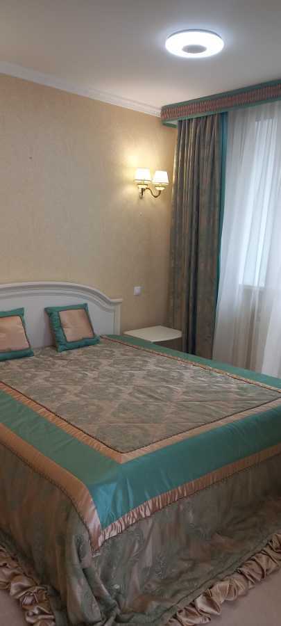 Продажа 3-комнатной квартиры 95 м², Героев Сталинграда просп., 20Б
