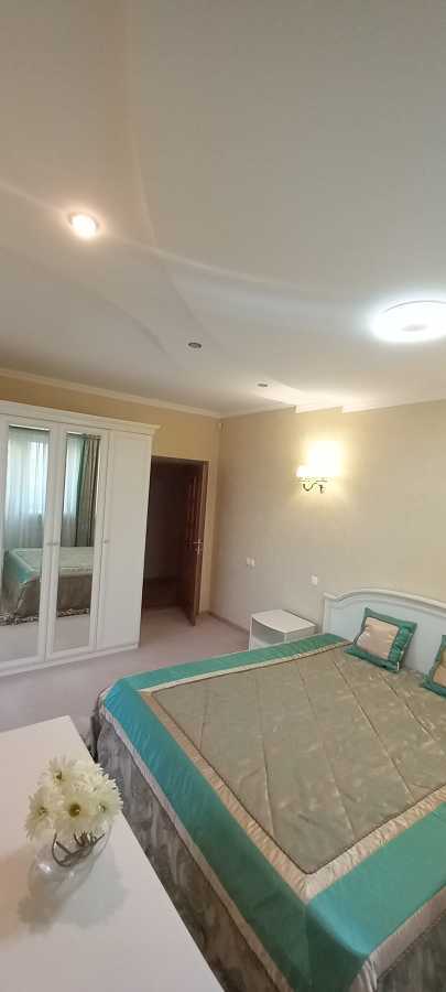 Продажа 3-комнатной квартиры 95 м², Героев Сталинграда просп., 20Б