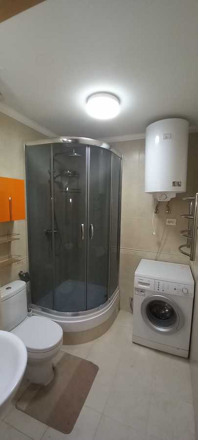 Продажа 3-комнатной квартиры 95 м², Героев Сталинграда просп., 20Б