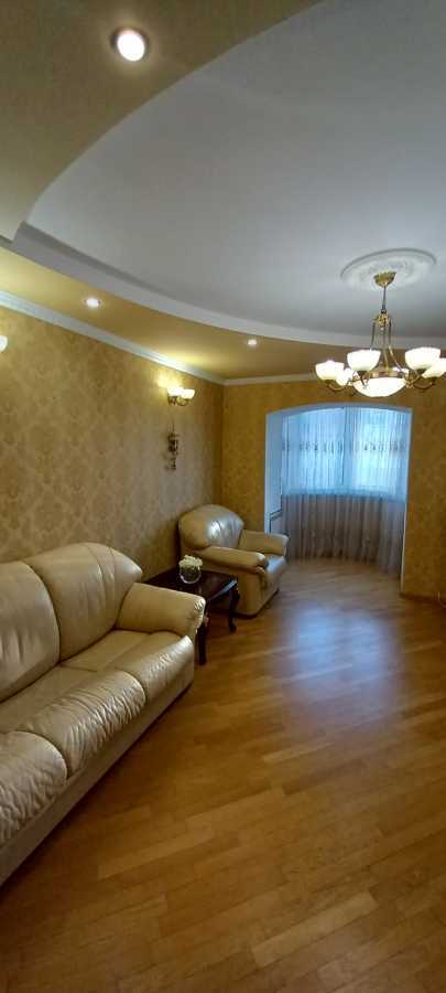 Продажа 3-комнатной квартиры 95 м², Героев Сталинграда просп., 20Б