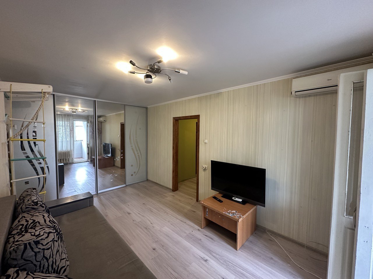 Продажа 2-комнатной квартиры 45 м², Маршала Малиновского ул.