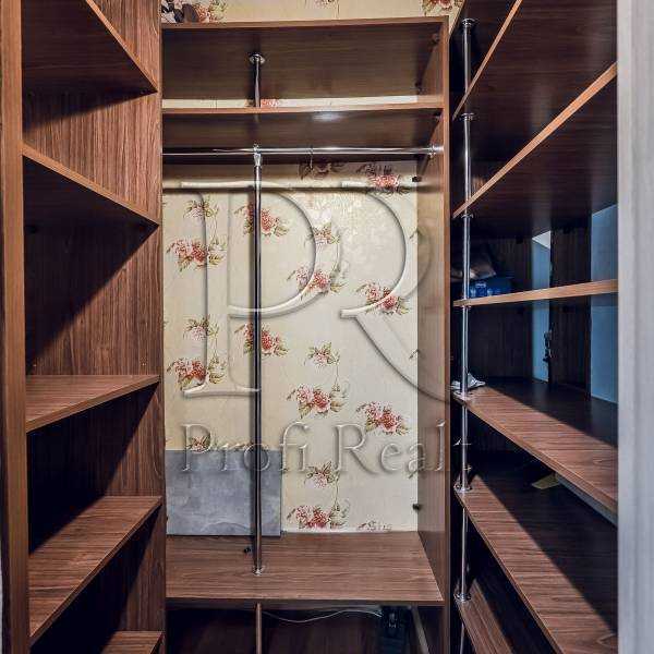 Продаж 2-кімнатної квартири 62 м², Регенераторна вул., 4к2