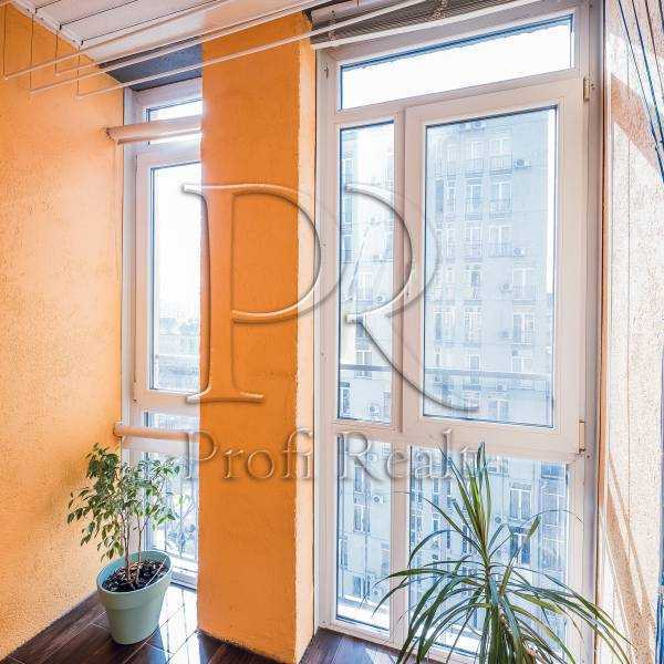 Продаж 2-кімнатної квартири 62 м², Регенераторна вул., 4к2