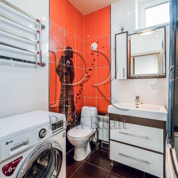 Продаж 2-кімнатної квартири 62 м², Регенераторна вул., 4к2