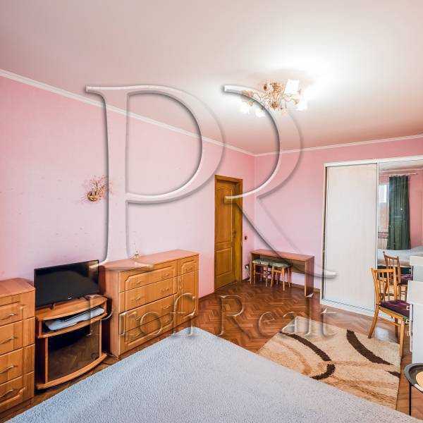 Продажа 3-комнатной квартиры 72 м², Харьковское шоссе, 148