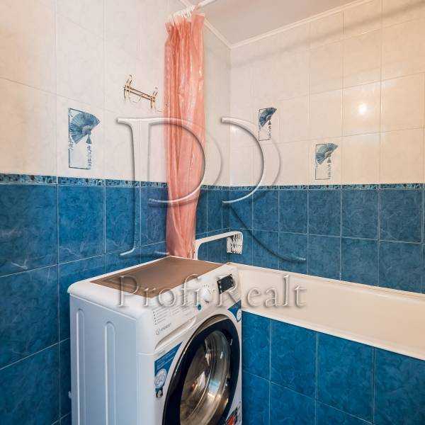 Продажа 3-комнатной квартиры 72 м², Харьковское шоссе, 148
