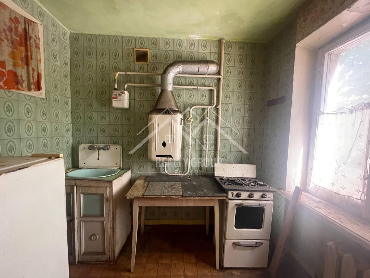 Продажа 2-комнатной квартиры 45 м², Криворожстали ул., 46