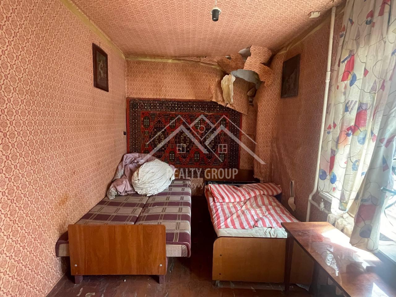 Продажа 2-комнатной квартиры 45 м², Криворожстали ул., 46