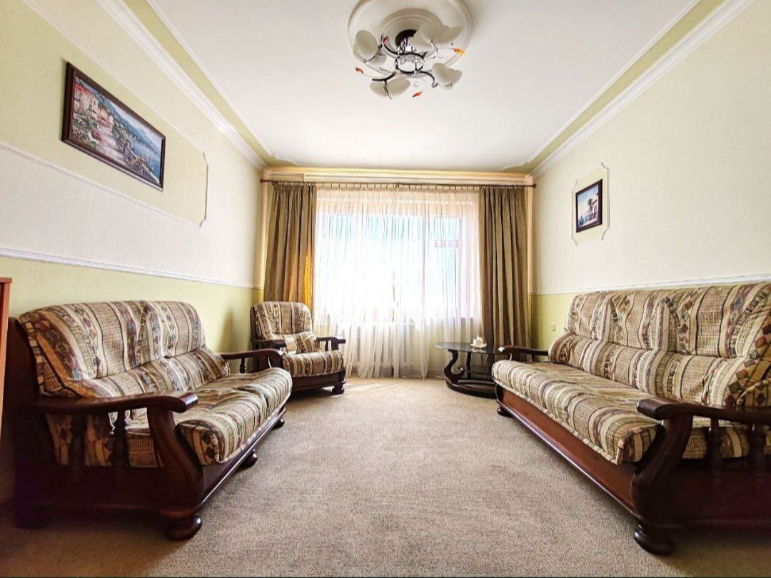 Аренда 3-комнатной квартиры 65 м², Героев просп., 4