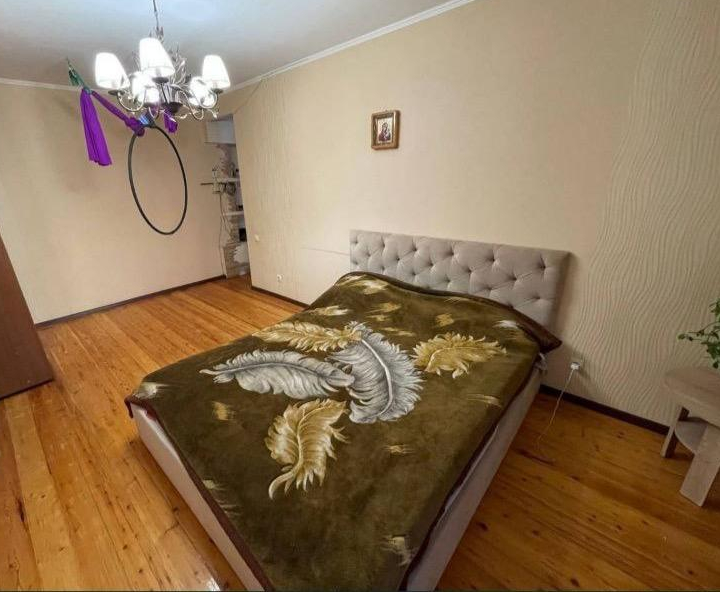 Продажа 3-комнатной квартиры 63 м², Академика Королева ул.