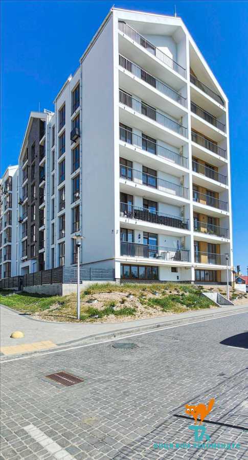 Продаж 2-кімнатної квартири 71 м², Богдана Хмельницького вул., 3Є