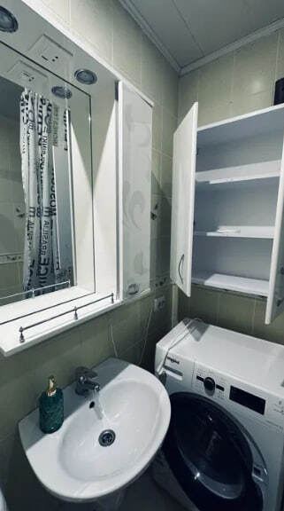 Продаж 1-кімнатної квартири 38.6 м², Харківська вул.