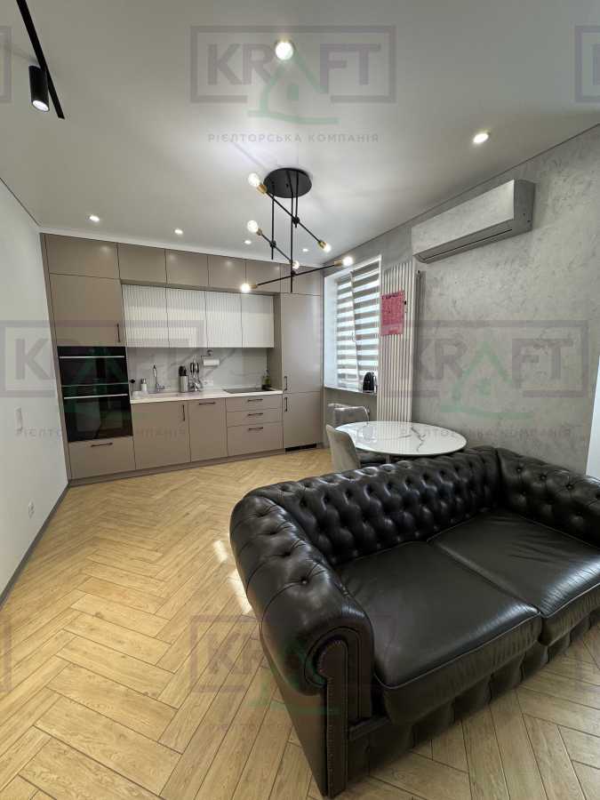 Продажа 2-комнатной квартиры 56 м², Льва Ландау просп., 52Д