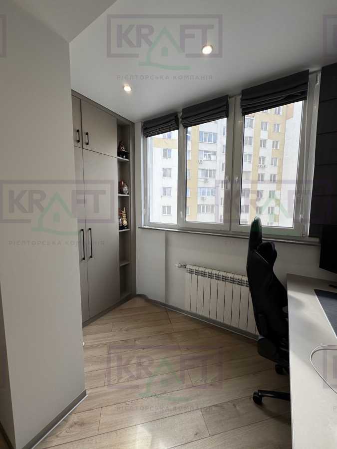 Продажа 2-комнатной квартиры 56 м², Льва Ландау просп., 52Д