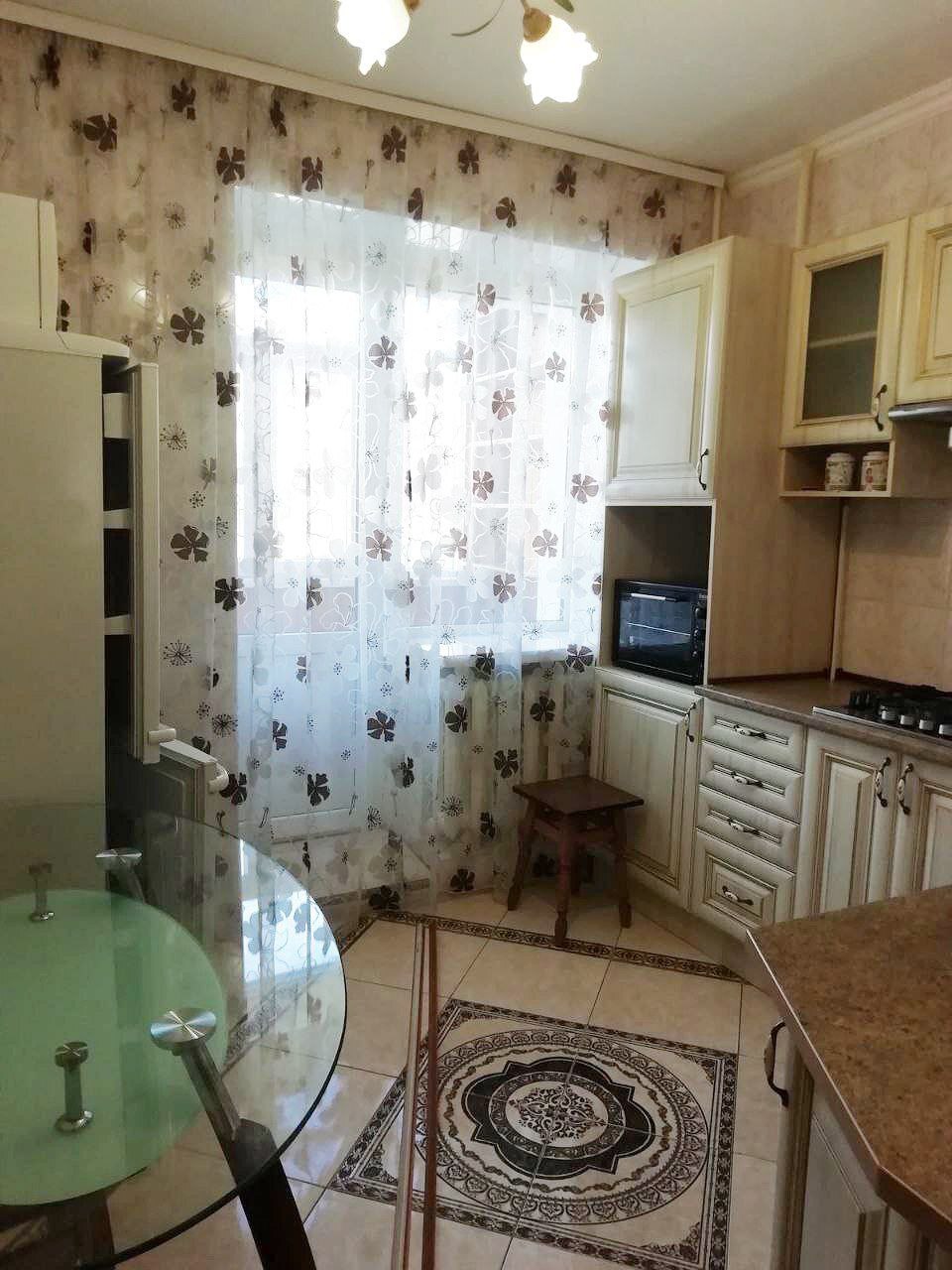Продаж 2-кімнатної квартири 50 м², Івана Сірко вул.