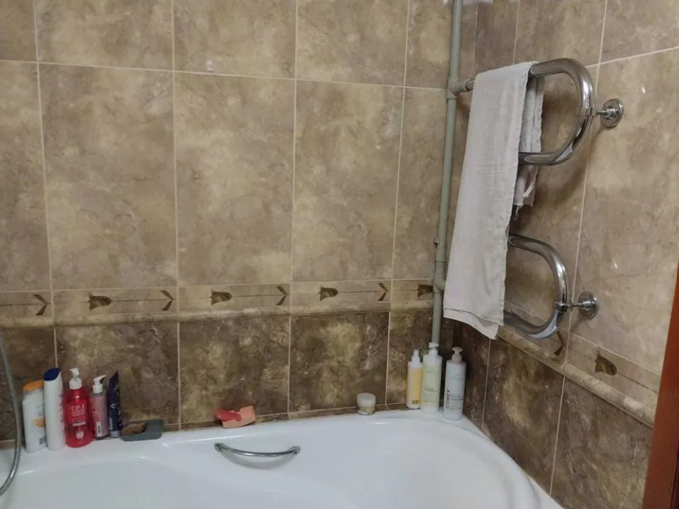 Продажа 2-комнатной квартиры 53.3 м², Холодногорская ул.
