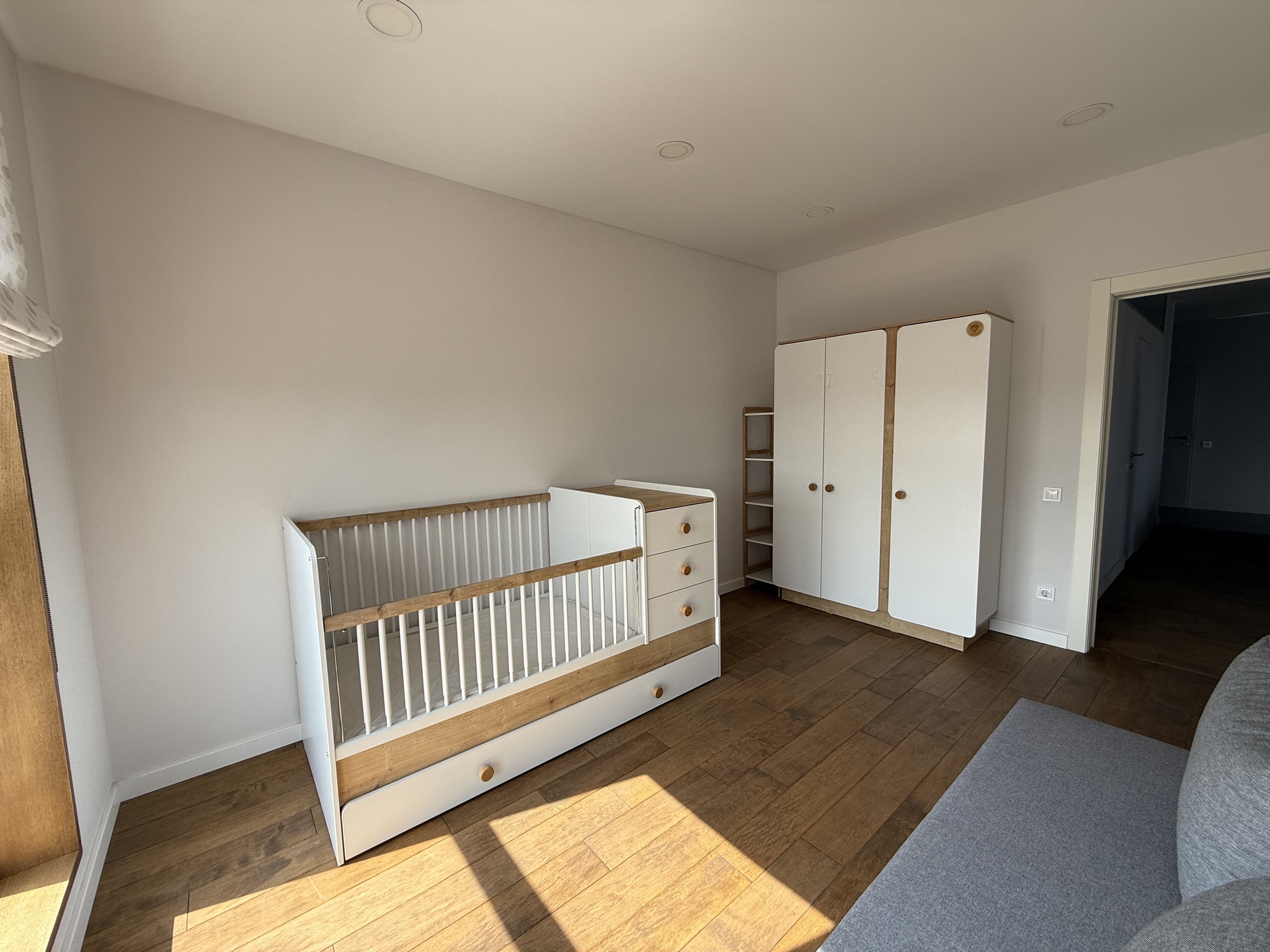 Аренда 3-комнатной квартиры 90 м², Богдановская ул., 7Б