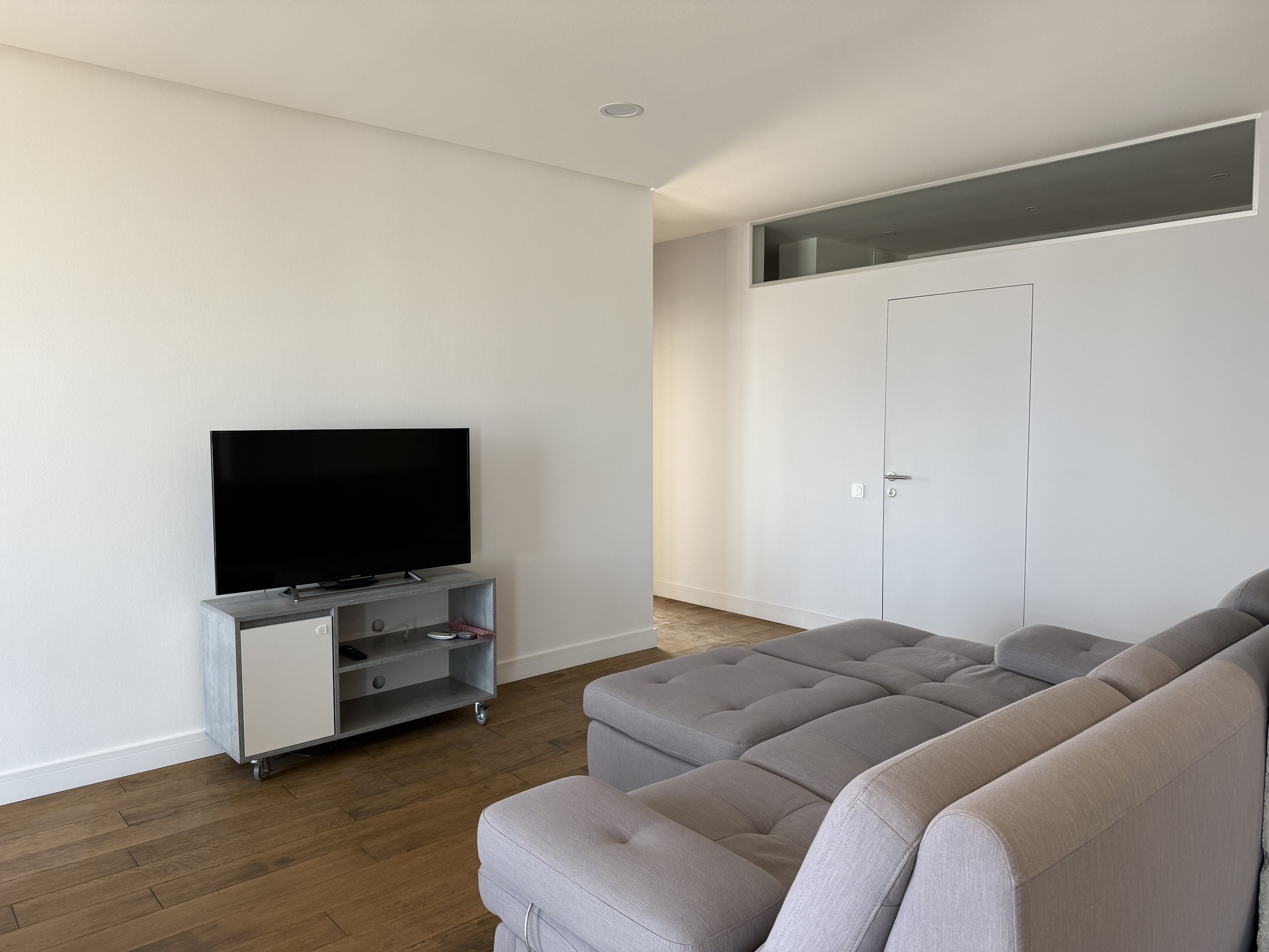 Аренда 3-комнатной квартиры 90 м², Богдановская ул., 7Б