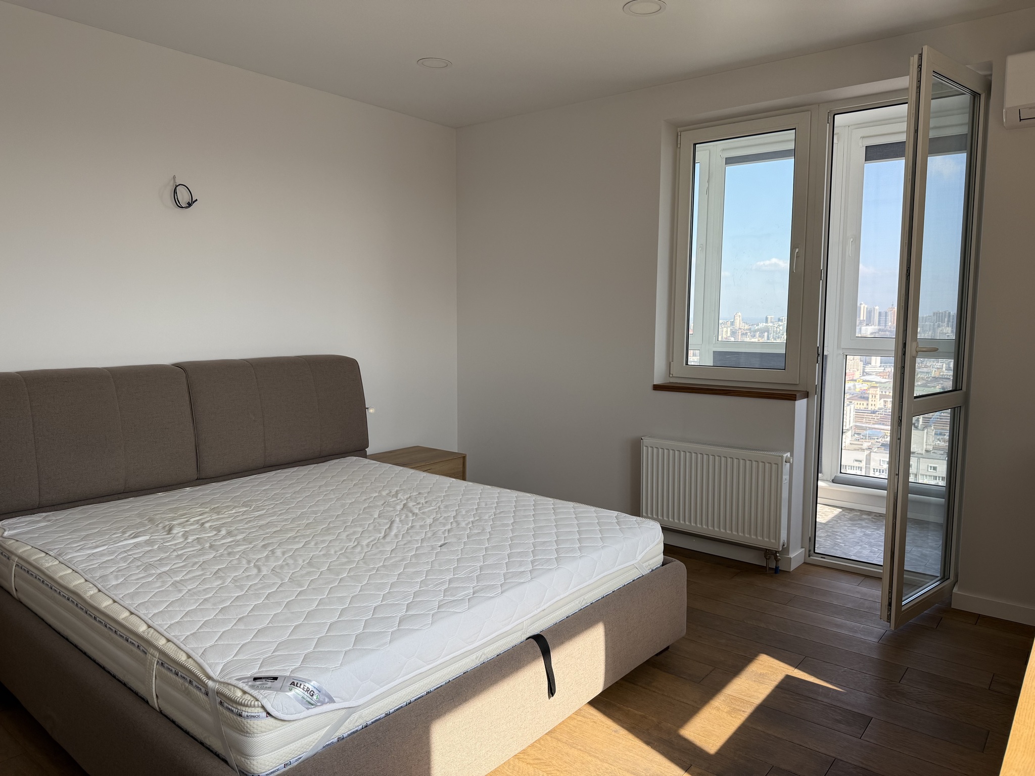 Аренда 3-комнатной квартиры 90 м², Богдановская ул., 7Б