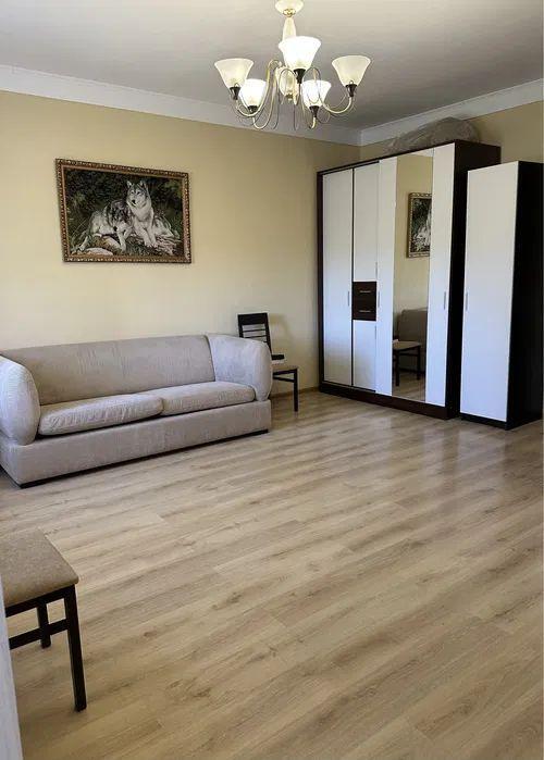 Продажа 2-комнатной квартиры 58 м², Пушкина ул., 84