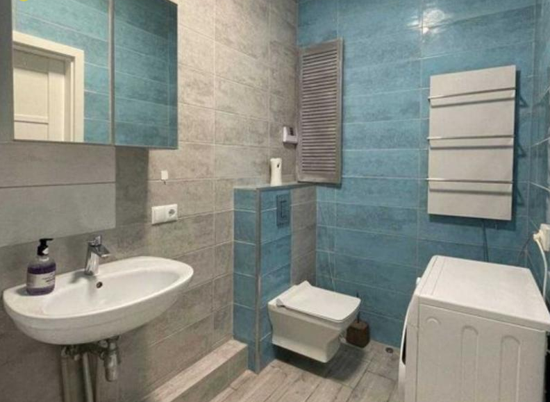 Продаж 1-кімнатної квартири 44 м², Толбухина вул.