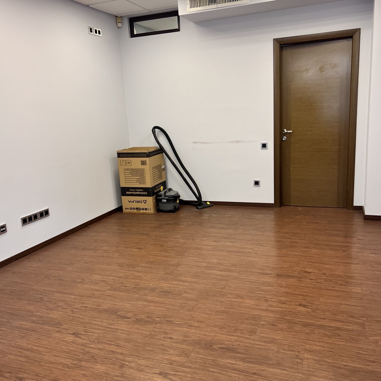 Оренда офісу 300 м², Маршала Тимошенка вул., 21