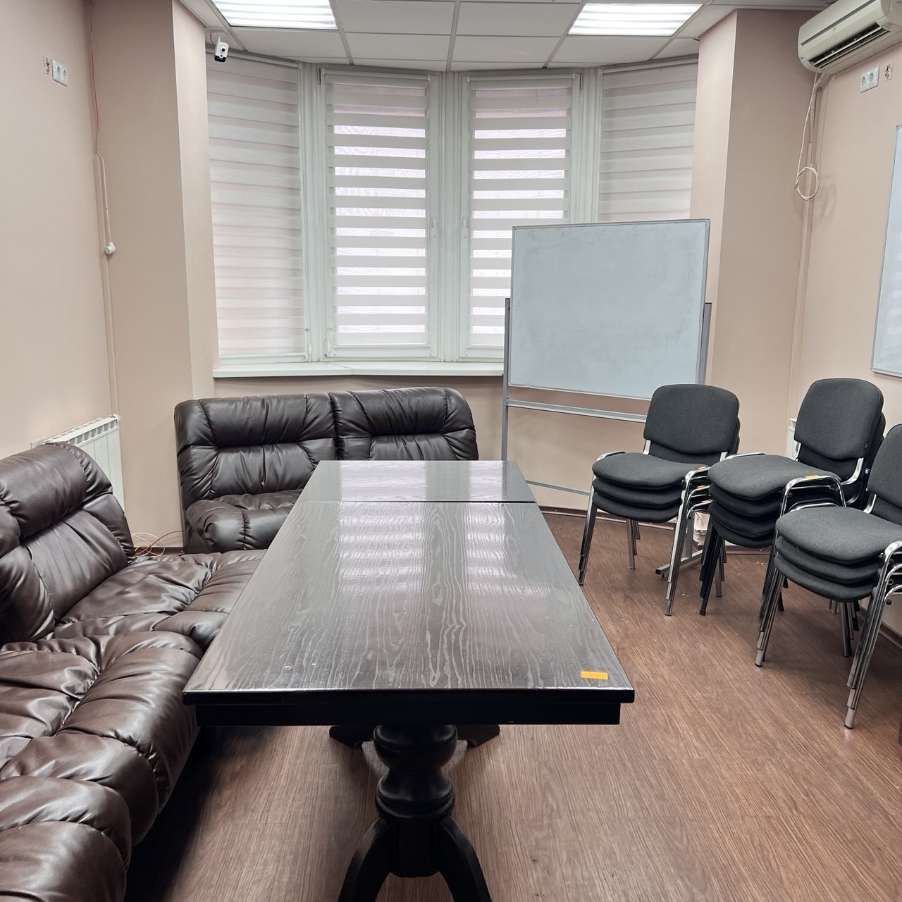 Оренда офісу 300 м², Маршала Тимошенка вул., 21