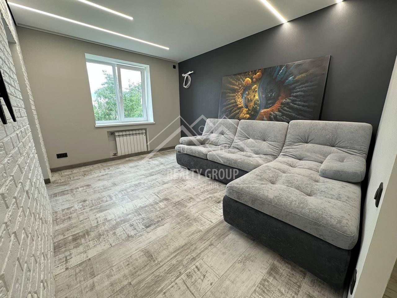 Продаж 3-кімнатної квартири 62.2 м², 200 річчя Кривого Рога просп., 3