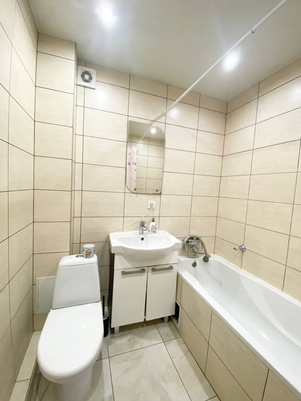 Продажа 1-комнатной квартиры 42 м², Новоместинская ул.