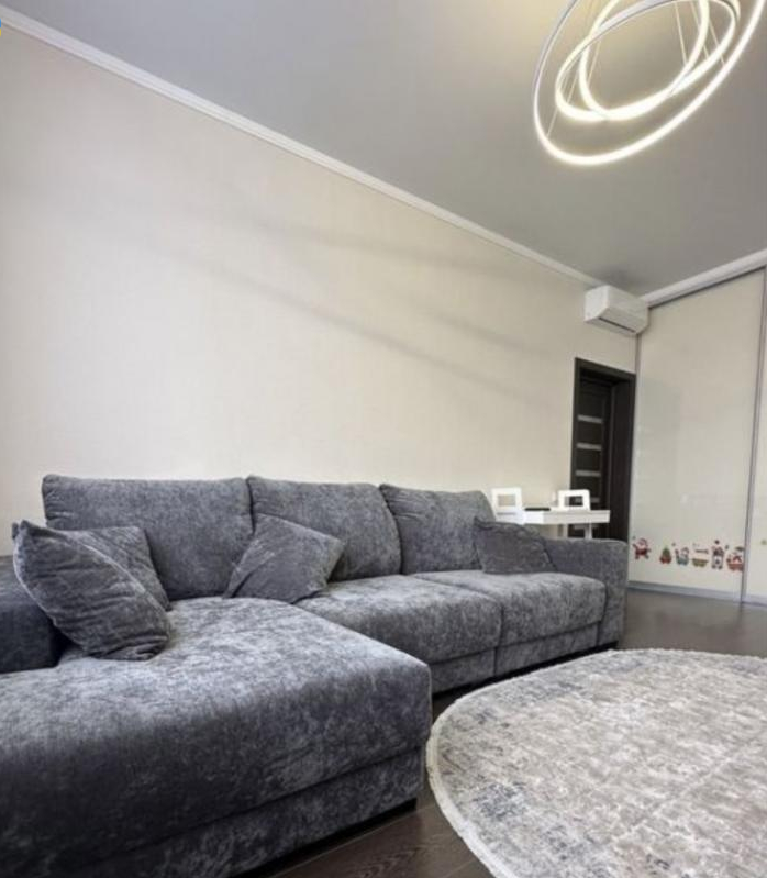 Продажа 2-комнатной квартиры 61 м², Люстдорфская дор.