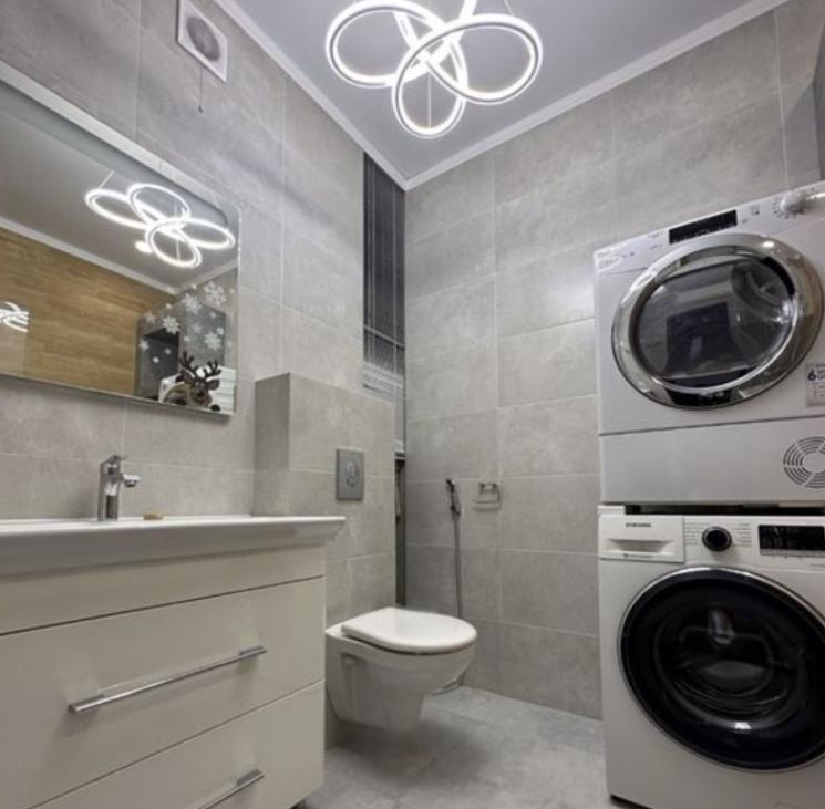 Продажа 2-комнатной квартиры 61 м², Люстдорфская дор.