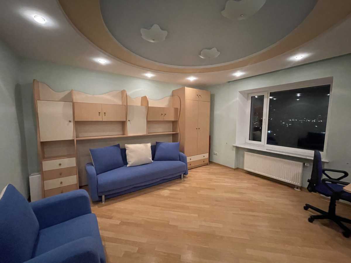 Продажа 3-комнатной квартиры 127 м², Героев Сталинграда просп., 12Д