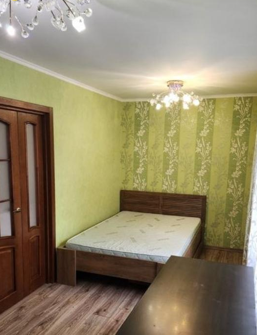 Продаж 2-кімнатної квартири 46 м², Варненська вул.