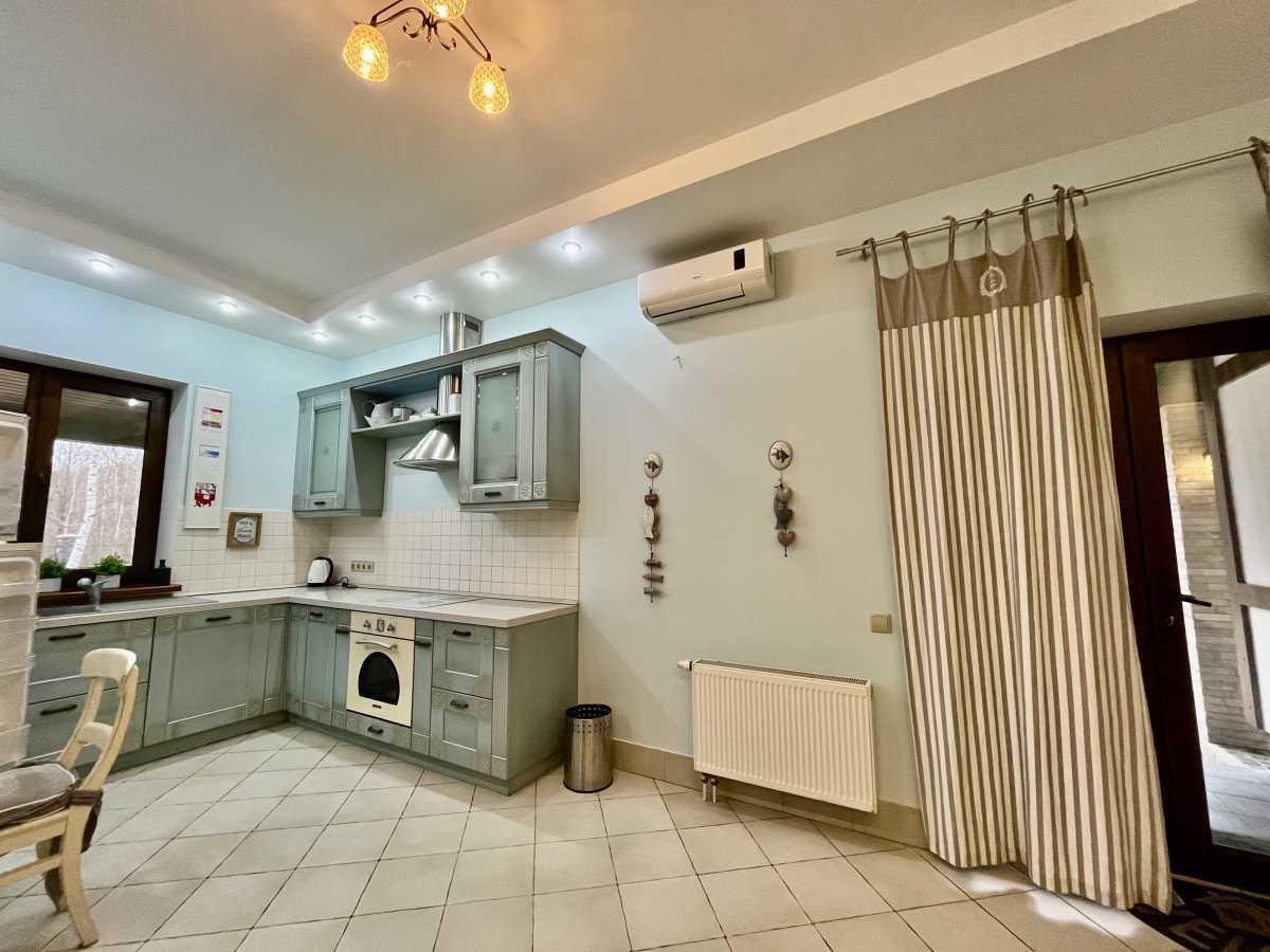 Продажа дома 120 м², Лісова, 14