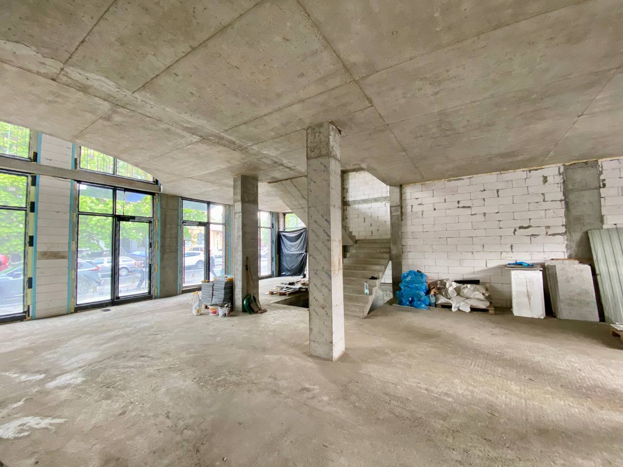 Аренда помещения свободного назначения 443.1 м², Михаила Грушевского ул.