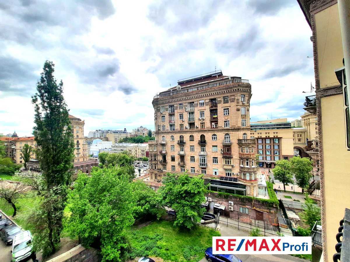 Продаж 2-кімнатної квартири 67 м², Лютеранська вул., 8
