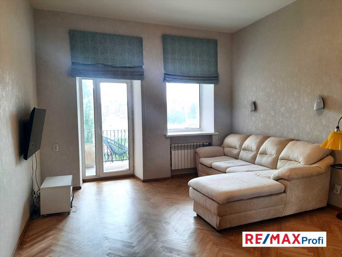 Продаж 2-кімнатної квартири 67 м², Лютеранська вул., 8
