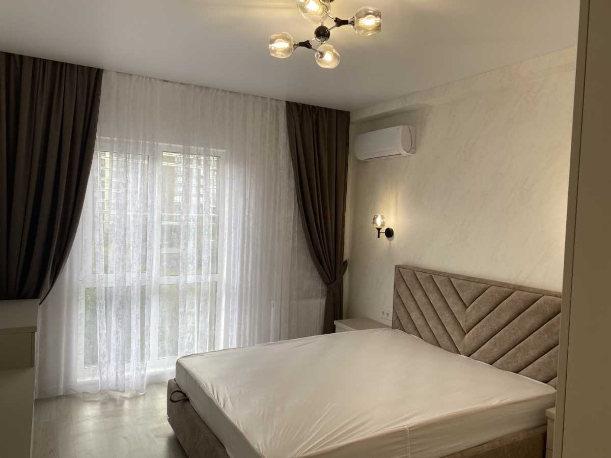 Оренда 2-кімнатної квартири 42 м², Михайла Максимовича вул., 24