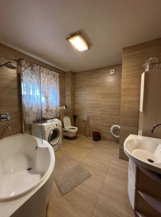 Аренда дома 150 м², Клубничный пер.