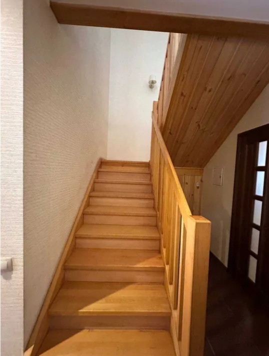 Аренда дома 150 м², Клубничный пер.