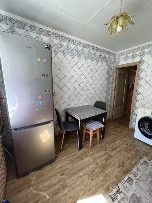 Продажа 2-комнатной квартиры 50 м², Александра Поля просп.