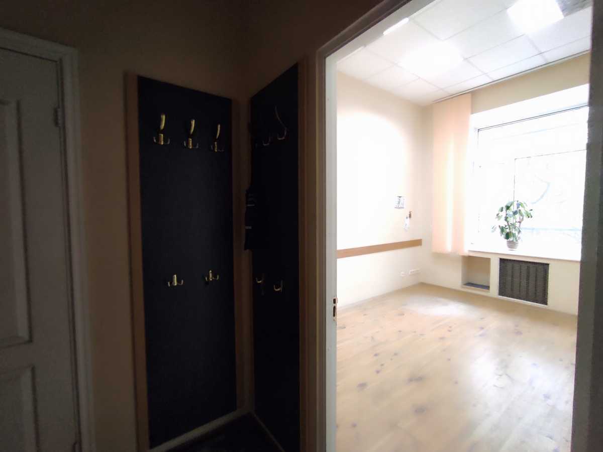 Продажа 1-комнатной квартиры 43 м², Костельная ул., 9