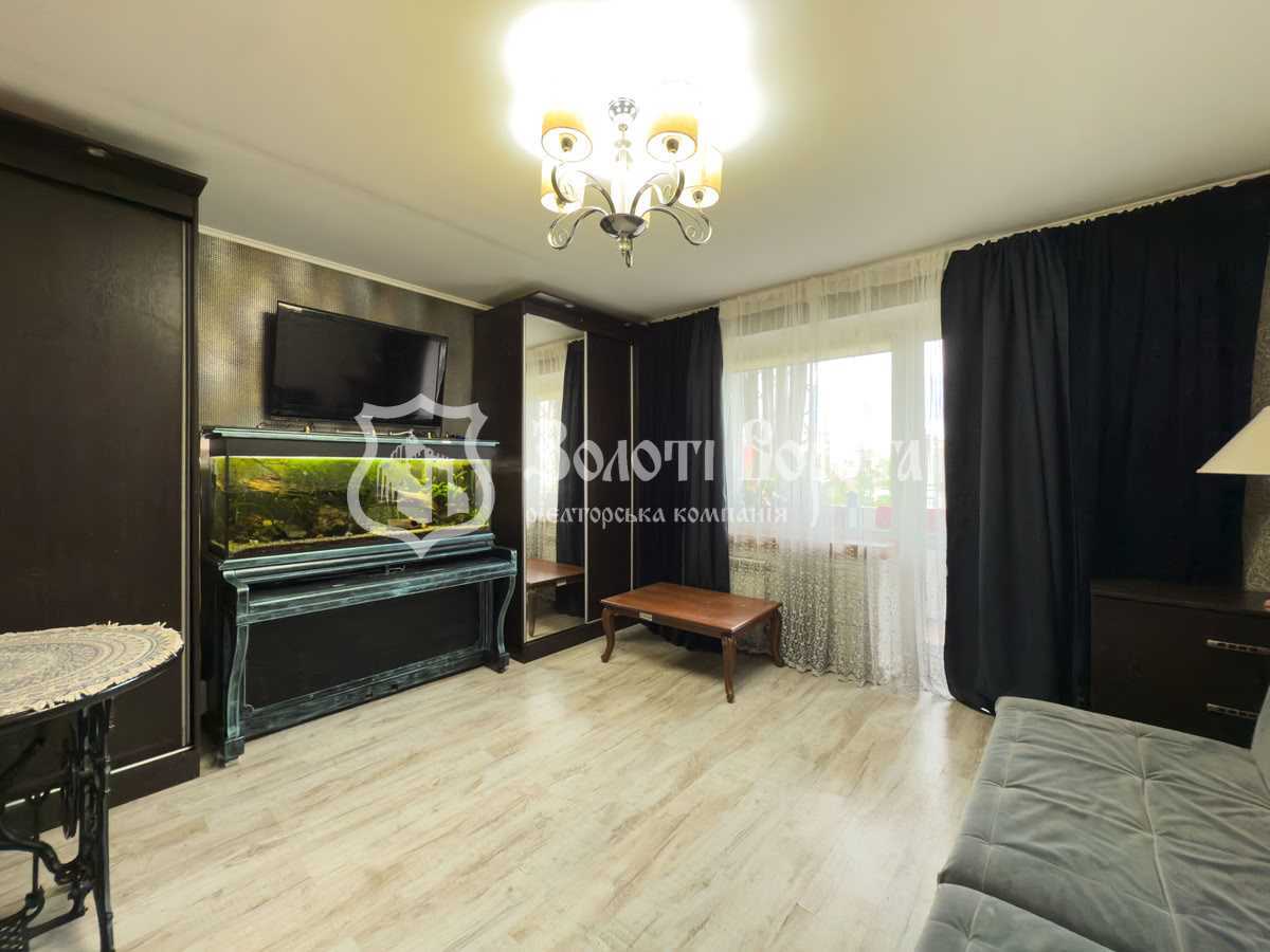 Продажа 3-комнатной квартиры 70.7 м², Приречная ул., 17Д