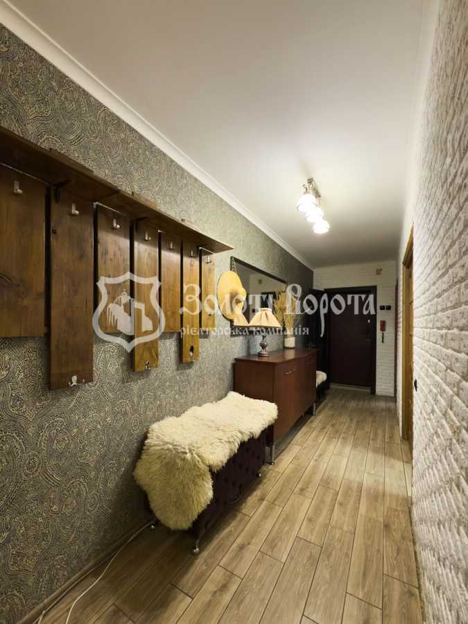 Продажа 3-комнатной квартиры 70.7 м², Приречная ул., 17Д