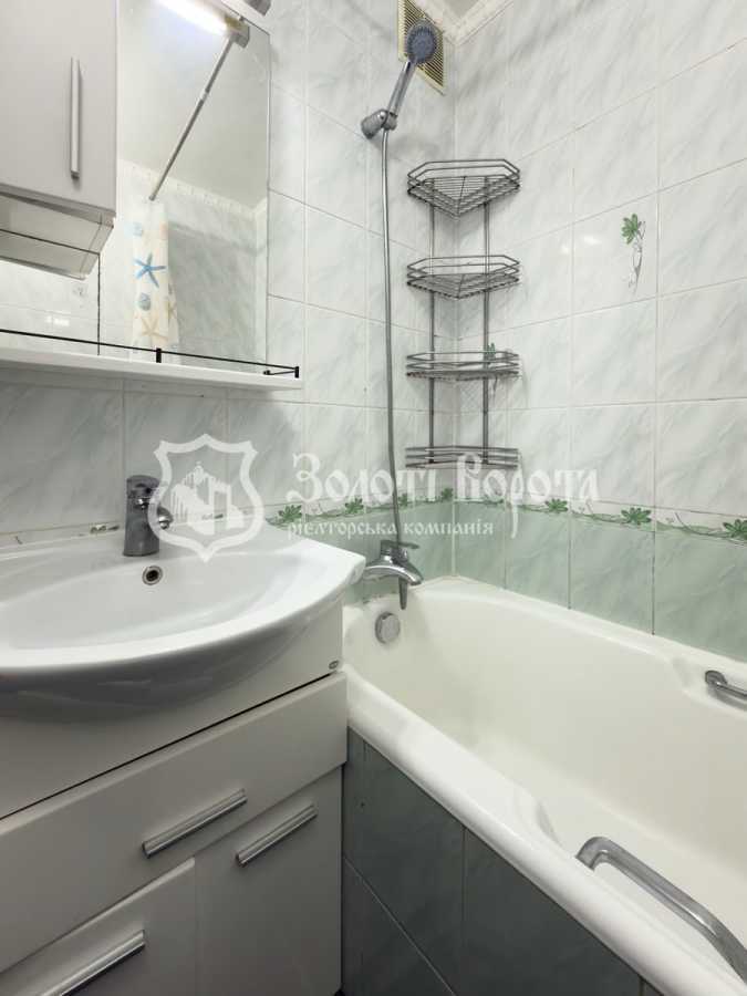 Продажа 2-комнатной квартиры 52.8 м², Миропольская ул., 37