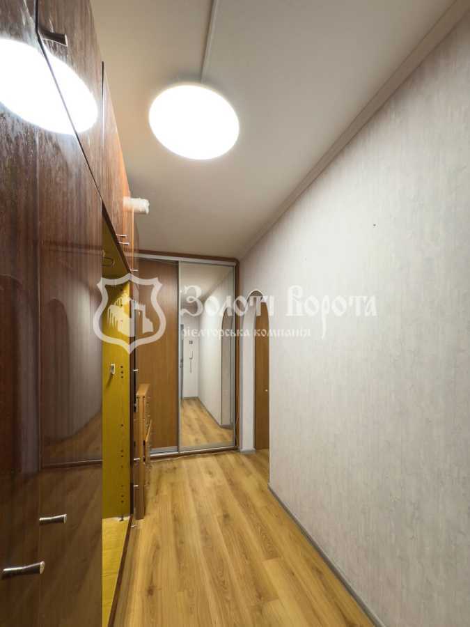 Продажа 2-комнатной квартиры 52.8 м², Миропольская ул., 37