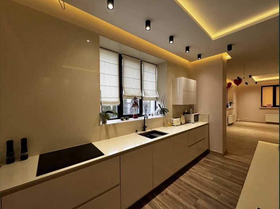 Продажа дома 284 м², Святоюрківська, 41