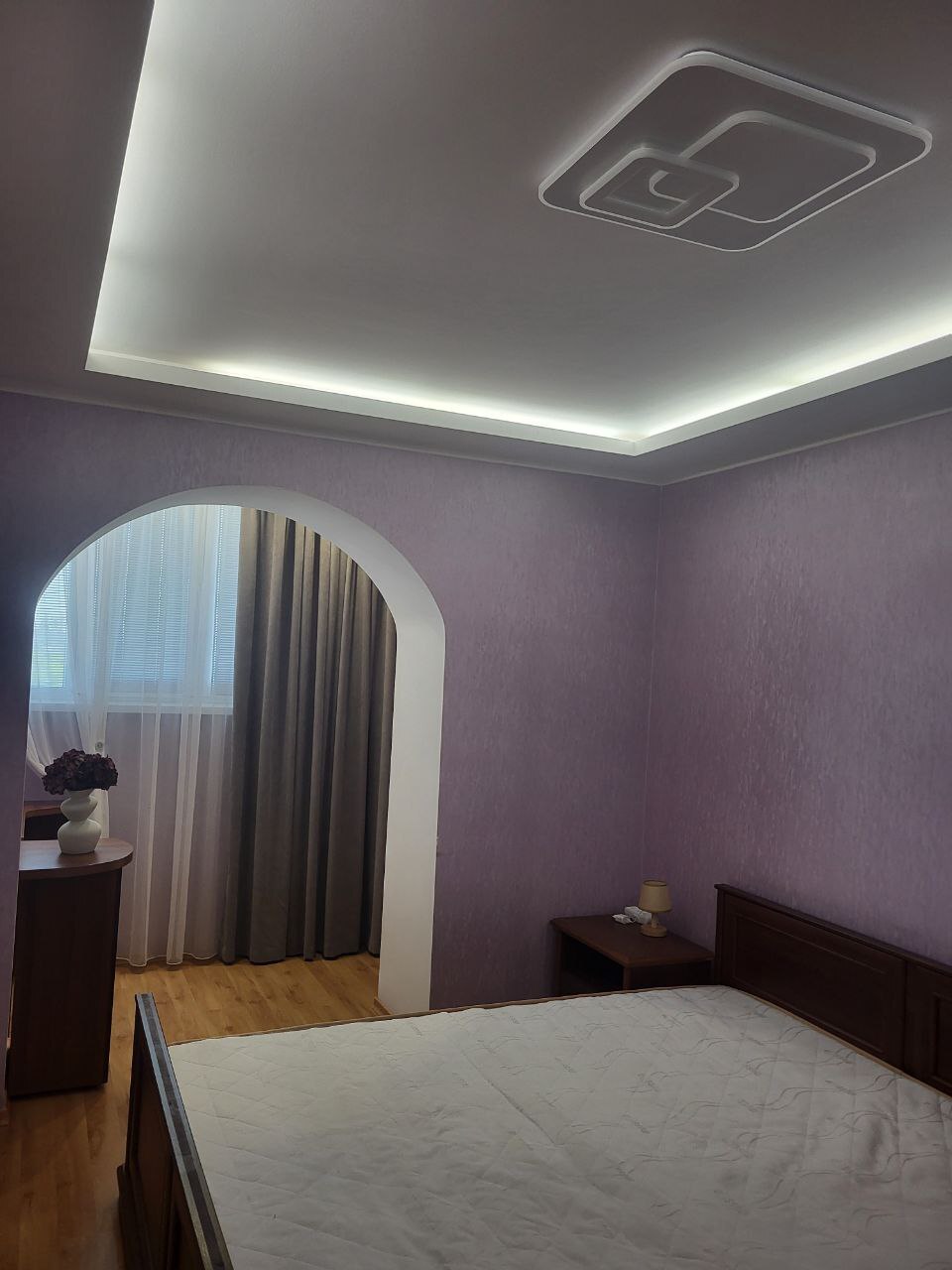 Оренда 2-кімнатної квартири 50 м², Тополина вул.