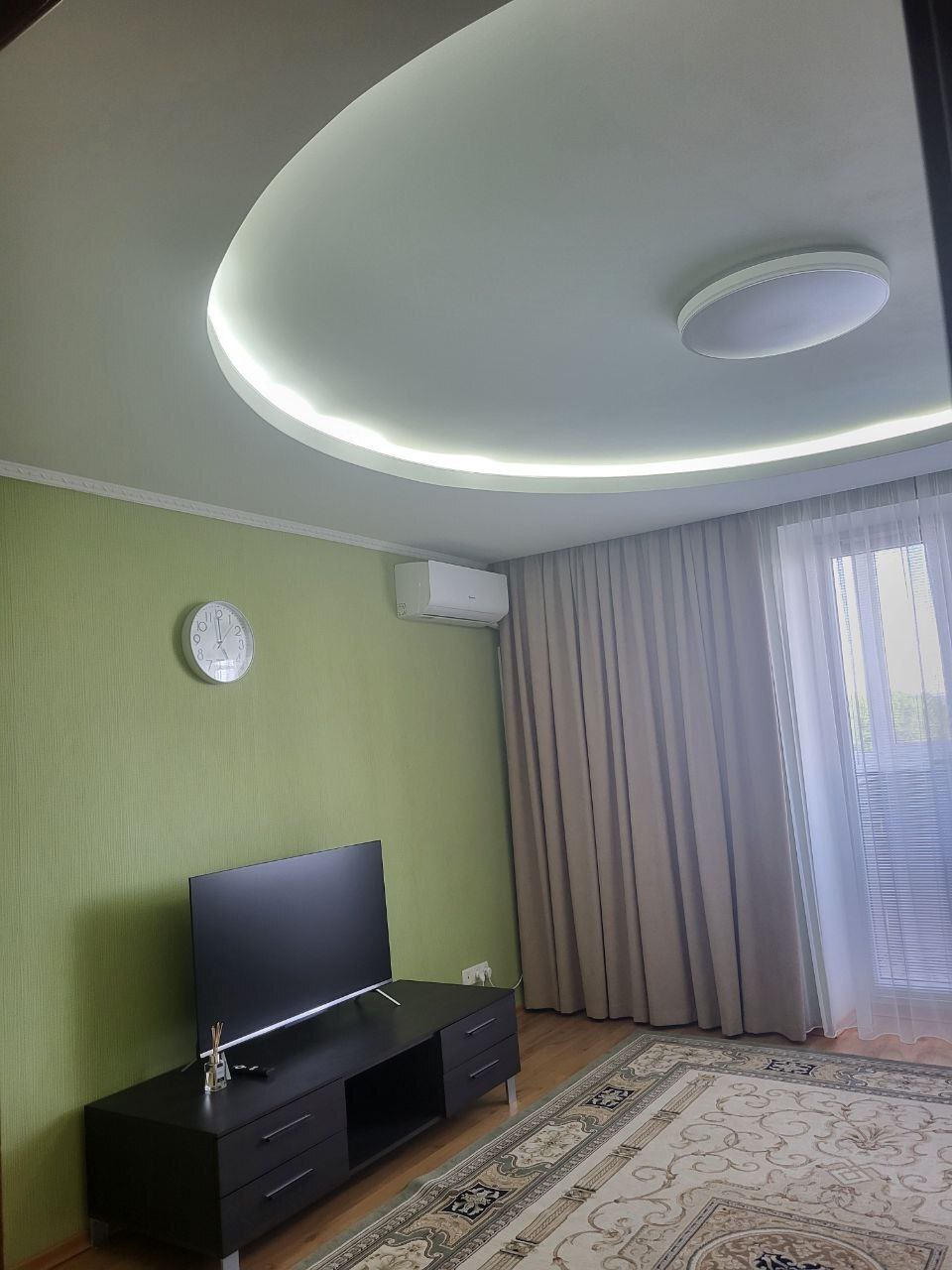 Оренда 2-кімнатної квартири 50 м², Тополина вул.