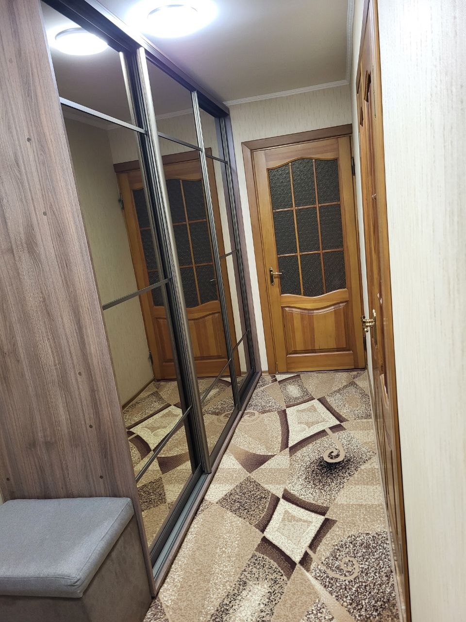 Оренда 2-кімнатної квартири 50 м², Тополина вул.